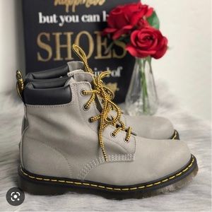 Dr Marten 939 Greasy Suede Boot